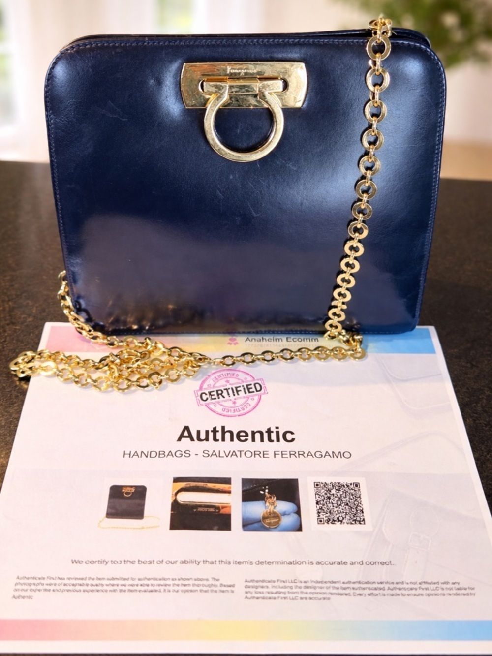 Authentic Salvatore Ferragamo Gancini Chain Shoulder Bag - Vintage - Picture 9 of 9